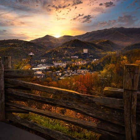 Bear Den, Hot Tub, 1089 Of Free Attraction Tickets For Each Paid Day, Dollywood And More! Сивиървил Екстериор снимка