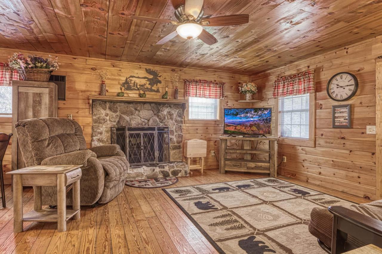 Bear Den, Hot Tub, 1089 Of Free Attraction Tickets For Each Paid Day, Dollywood And More! Сивиървил Екстериор снимка