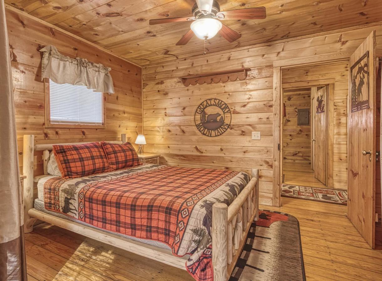 Bear Den, Hot Tub, 1089 Of Free Attraction Tickets For Each Paid Day, Dollywood And More! Сивиървил Екстериор снимка
